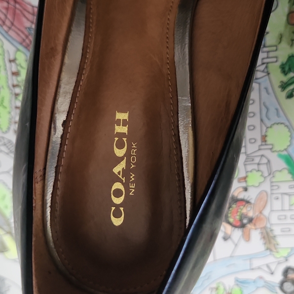 Coach Pumps - Picture 7 of 10
